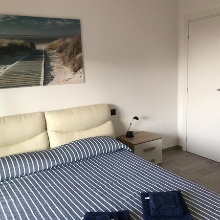 La Conchiglia A Marina Lägenhet Marina Di Carrara Exteriör bild