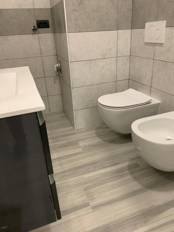 La Conchiglia A Marina Lägenhet Marina Di Carrara Exteriör bild