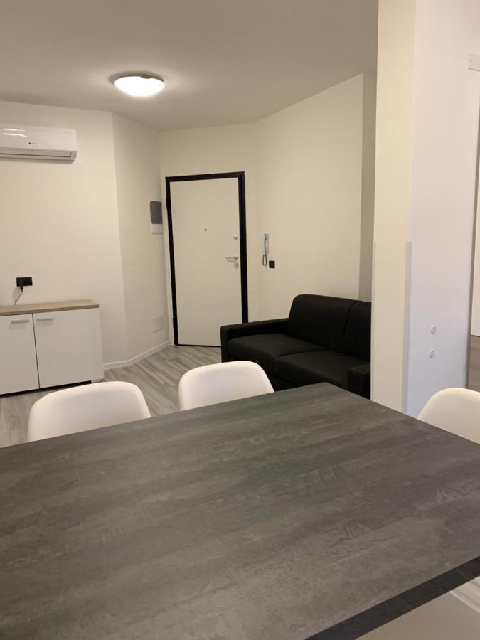 La Conchiglia A Marina Lägenhet Marina Di Carrara Exteriör bild